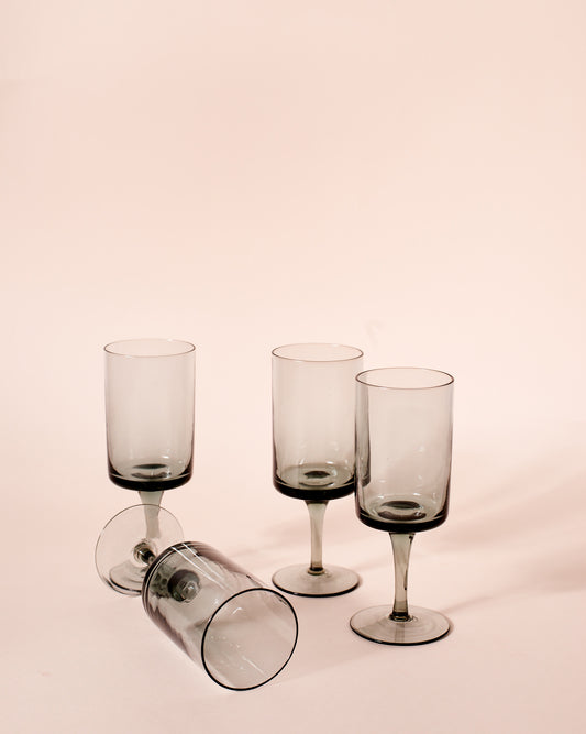 Lot de 6 verres à vin vintage en verre fumé noir – style années 70
