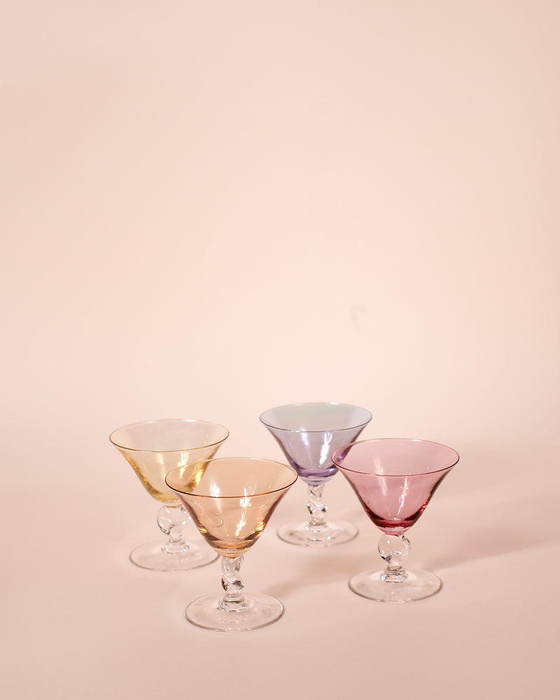 Verres à liqueur colorés