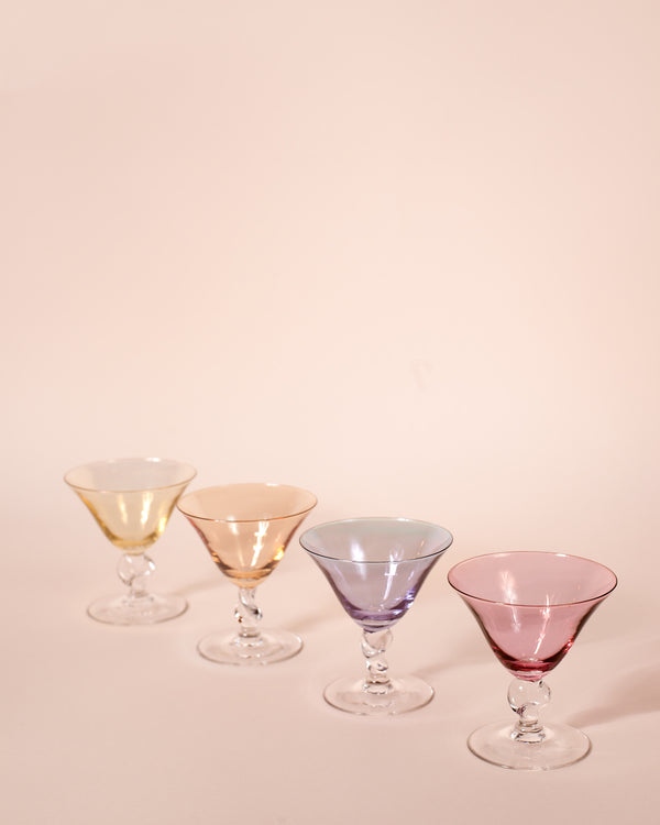 Verres à liqueur colorés