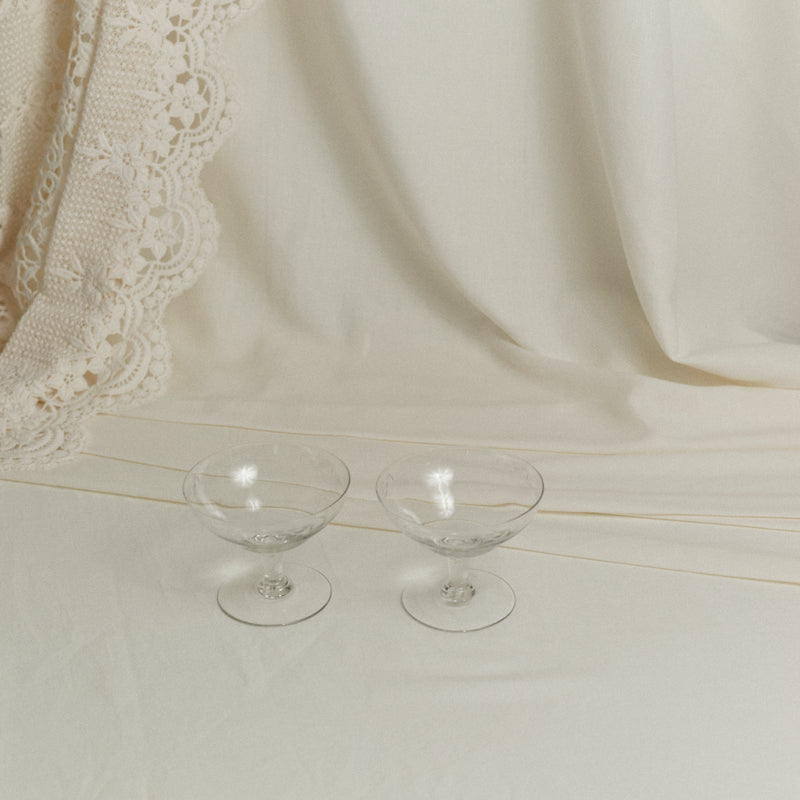 Coupes à champagne en verre gravé