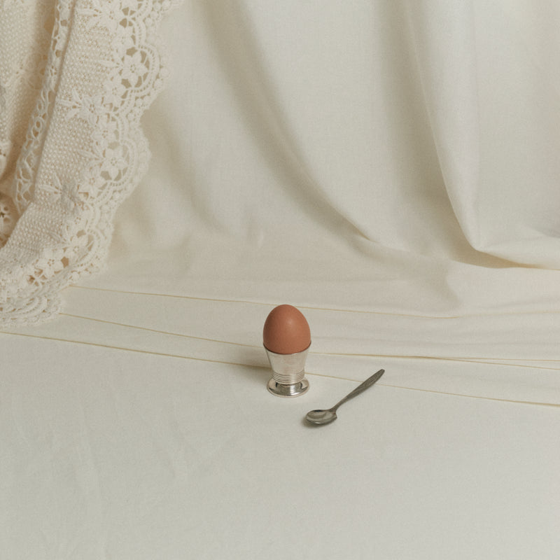 Coquetier ancien en argent plaqué